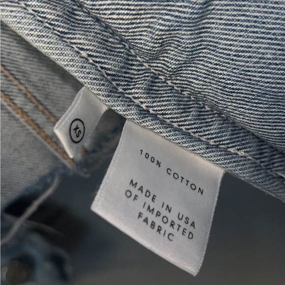 GRLFRND Cara Cropped Jean Jacket in Mary Jane Size XS - Picture 7 of 8